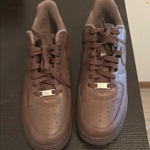 Nike Men's Brown Sneakers